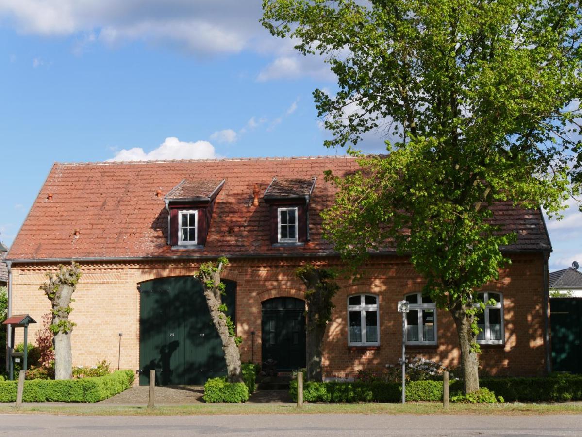 Lindenhof, Wohnung 1, Giebel Vipperow Luaran gambar